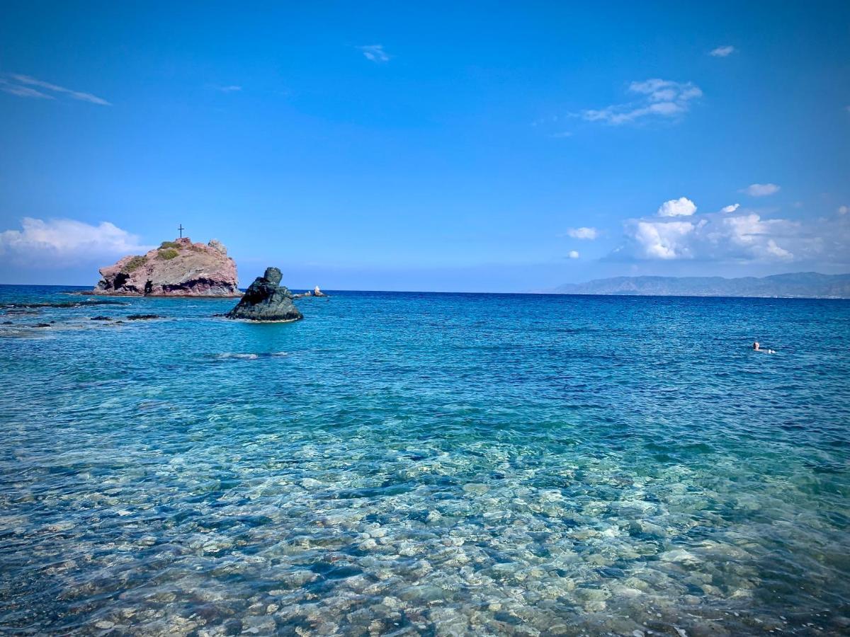 The Summer Haven Polis Kültér fotó