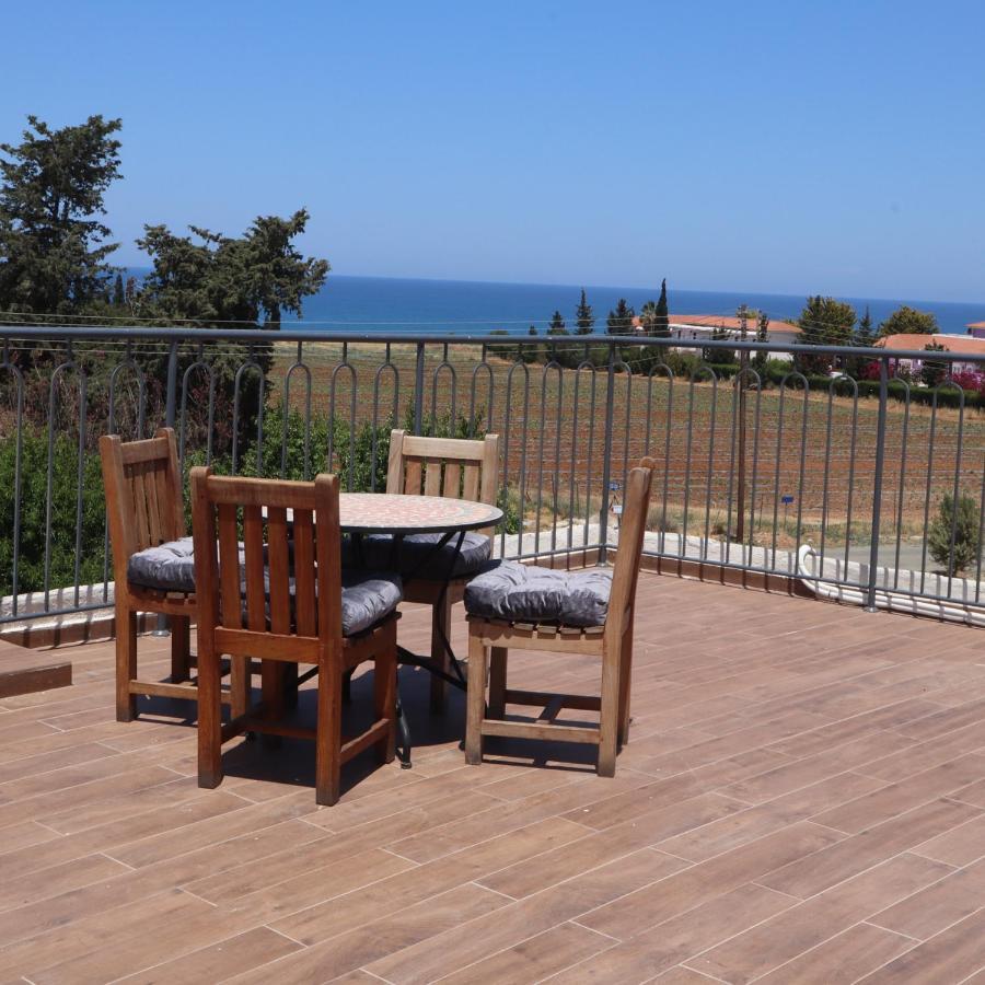 The Summer Haven Polis Kültér fotó